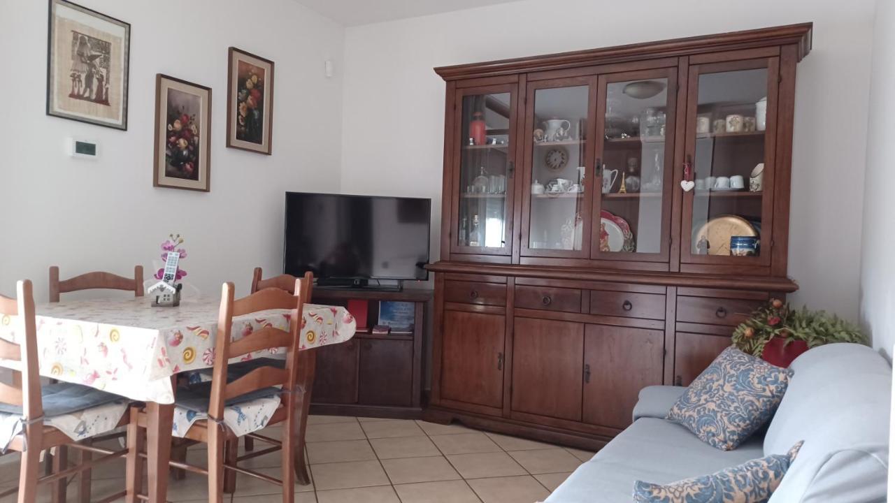 Appartamento A Prato "Gesi" Holiday House Exteriör bild